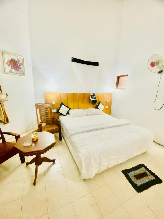 Hikka Paradise Guest House ヒッカドゥワ エクステリア 写真