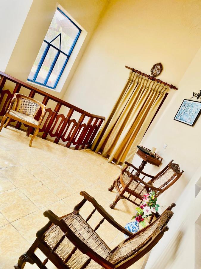 Hikka Paradise Guest House ヒッカドゥワ エクステリア 写真